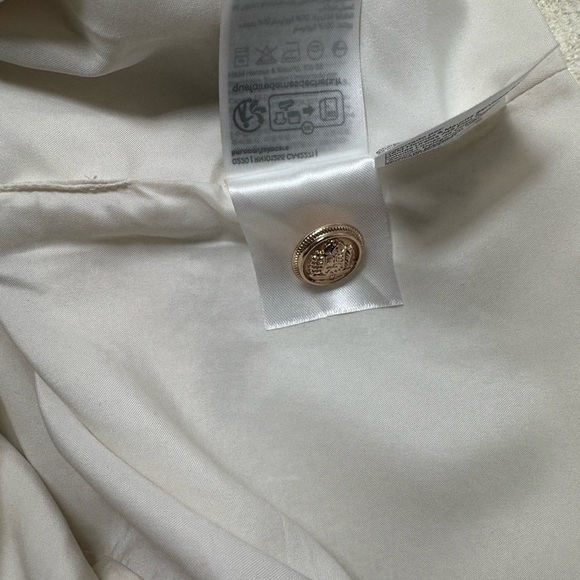 H&M Button-Front Top - Picture 10 of 10